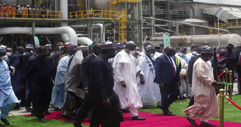 Nigeria launches Africa’s largest fertilizer plant